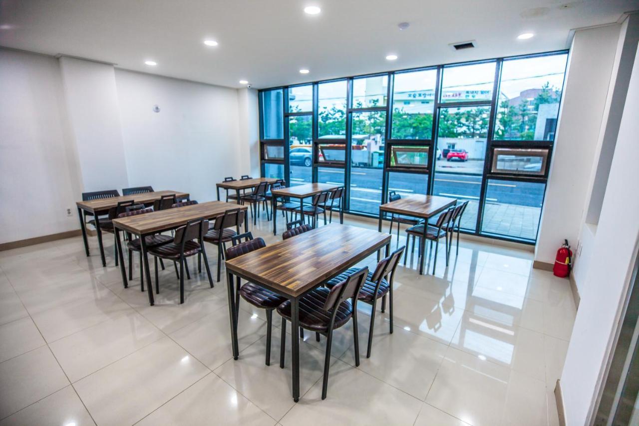 Jeju Moseulpo Hotel Seogwipo Exterior photo